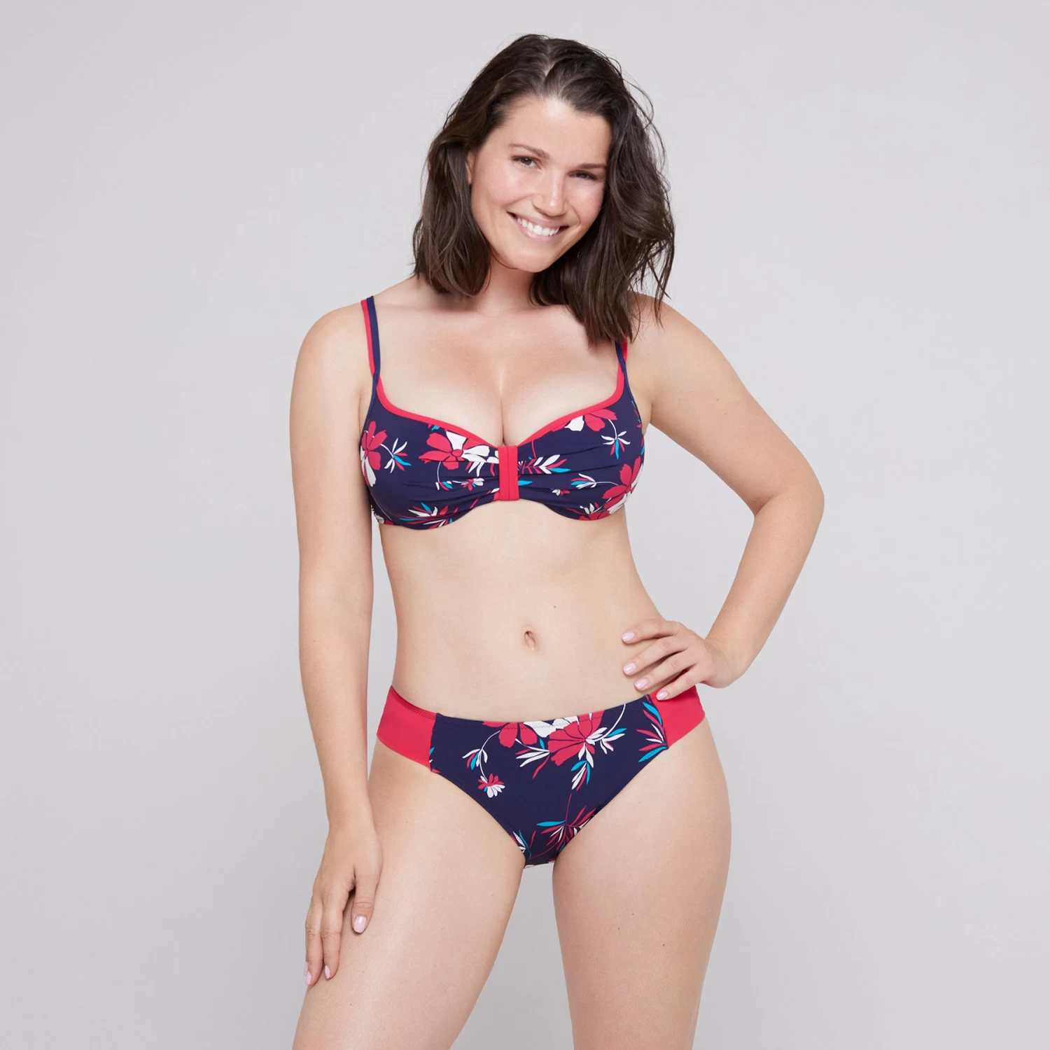 Haut de maillot avec armatures Marine MURANO Haut De Maillot Avec Armatures Marine MURANO -bestform lingerie soldes CS24107 9B2 WEB 3 379e0541 0c82 4766 bf35 b9c02b10e683